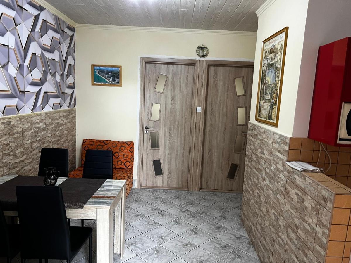 Mediteran Fedett Medences Apartmanhaz Szantod Exterior photo